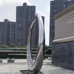 不銹鋼廣場(chǎng)抽象月亮雕塑