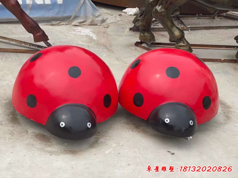 玻璃鋼瓢蟲(chóng)雕塑