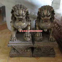 門(mén)前銅獅子